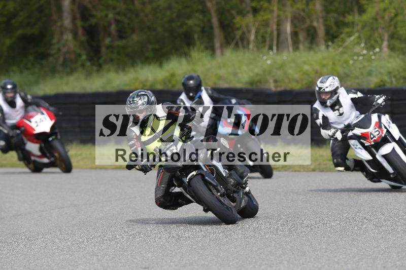 /Archiv-2025/07 19.04.2025 Speer Racing ADR/Instruktorentraining/backside